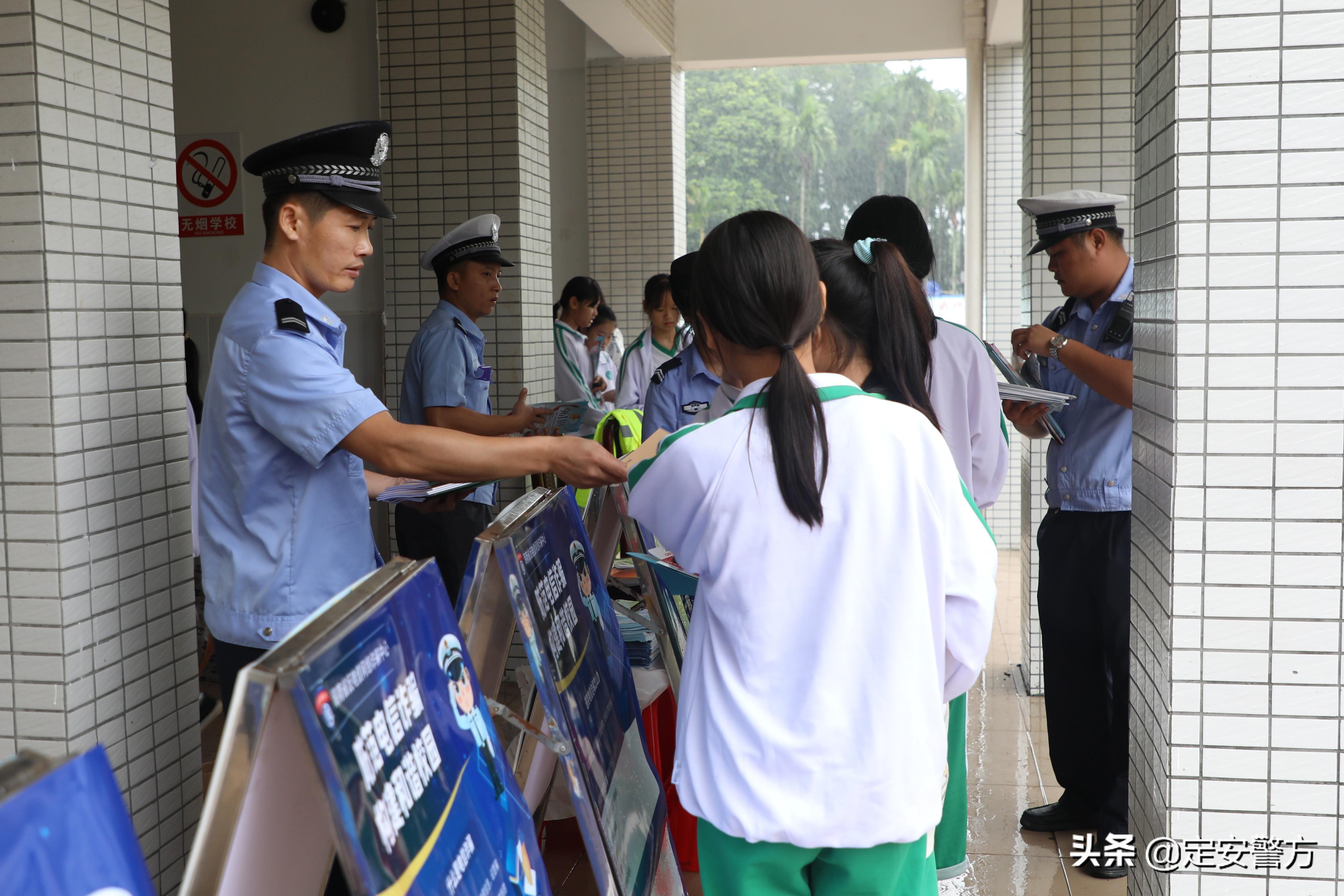 翰林镇领导团队引领地方发展迈向新高度